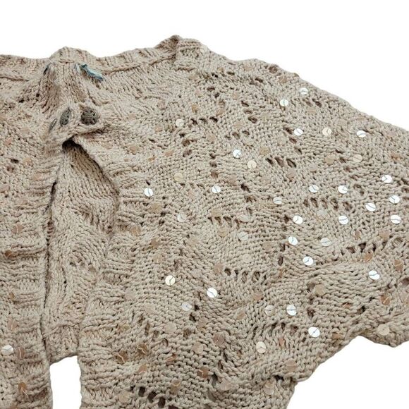 Crochet shawl M8 - Picture 3 of 3